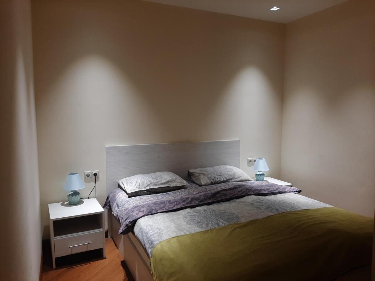 Pride Properties Welcomes You At 17 Buzant St 11-166 Yerevan Armenia Extérieur photo