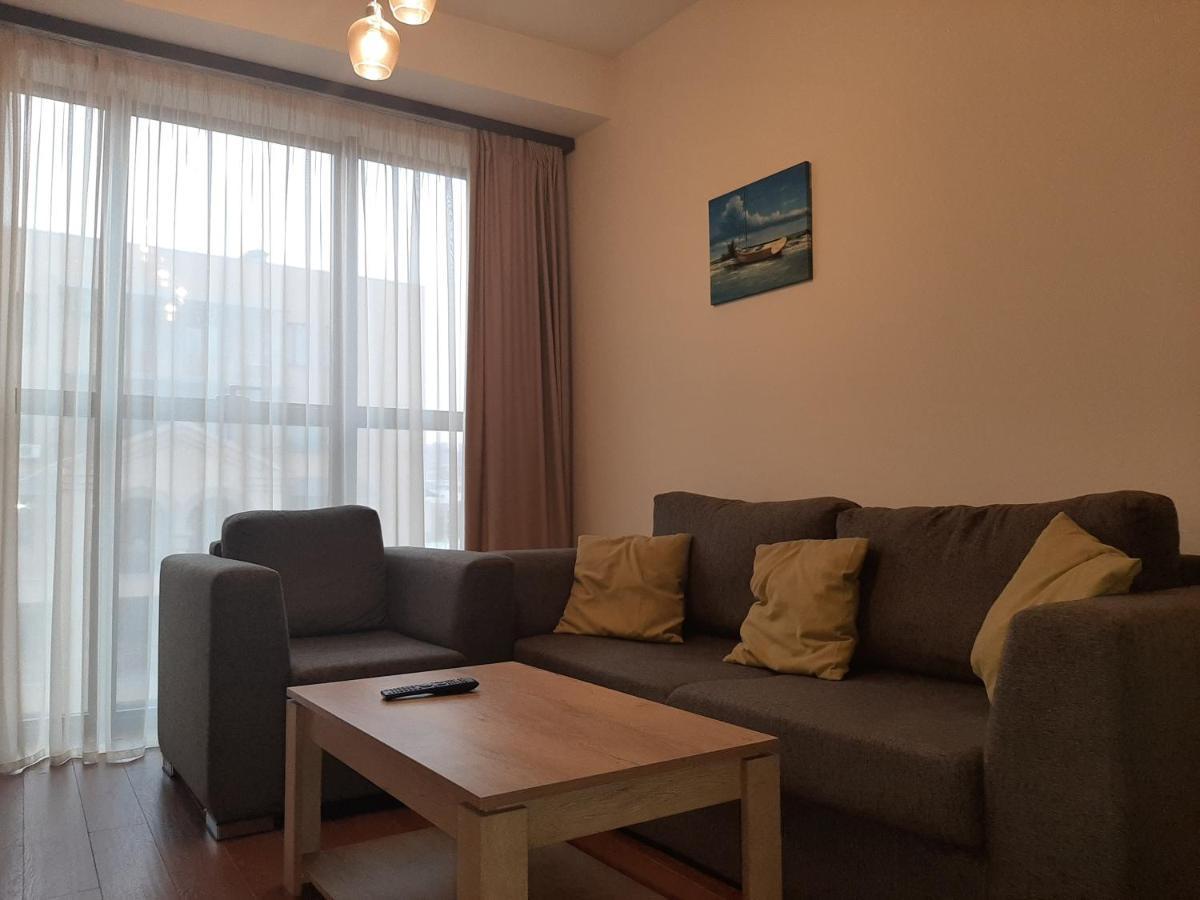 Pride Properties Welcomes You At 17 Buzant St 11-166 Yerevan Armenia Extérieur photo
