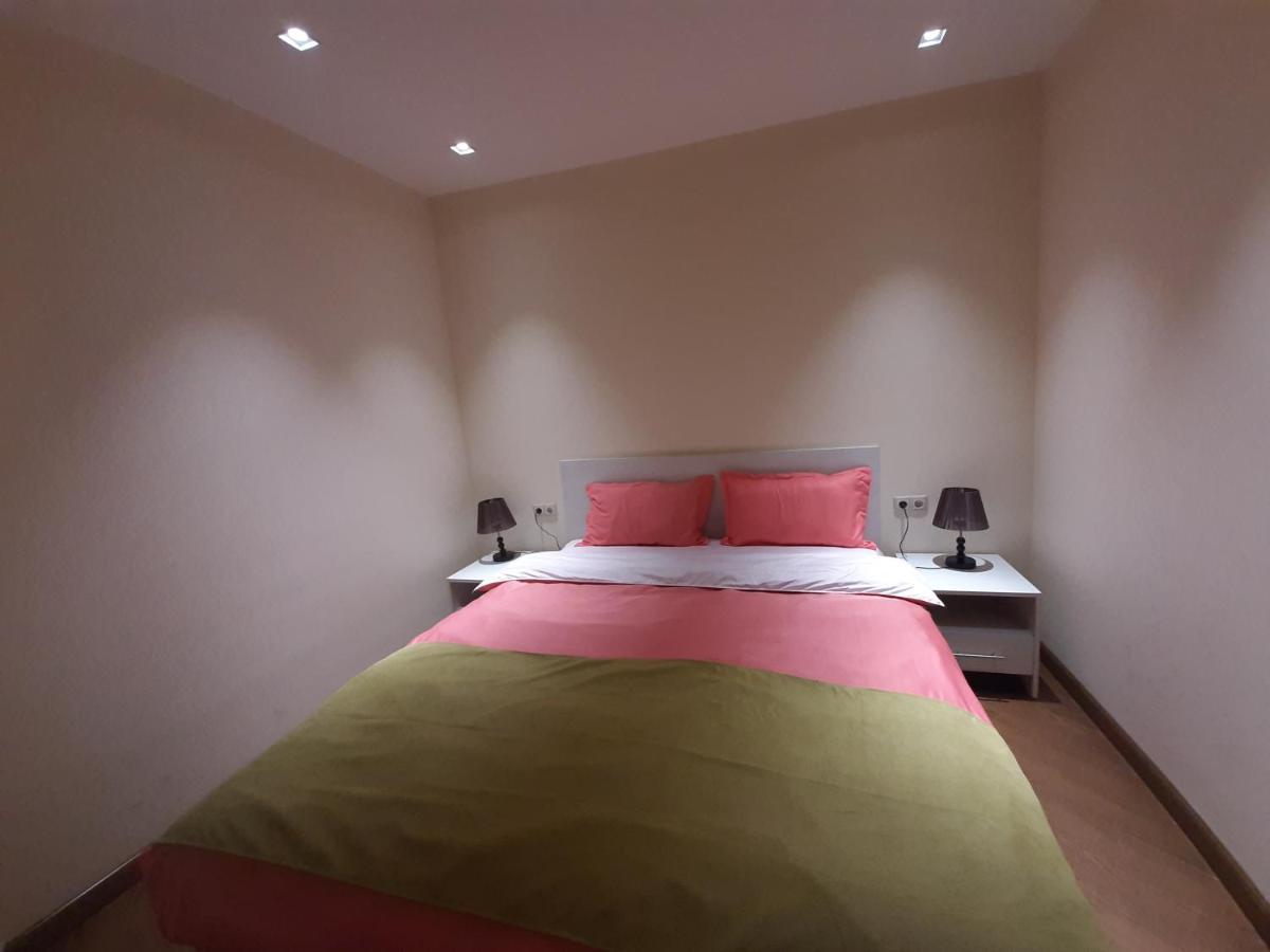 Pride Properties Welcomes You At 17 Buzant St 11-166 Yerevan Armenia Extérieur photo